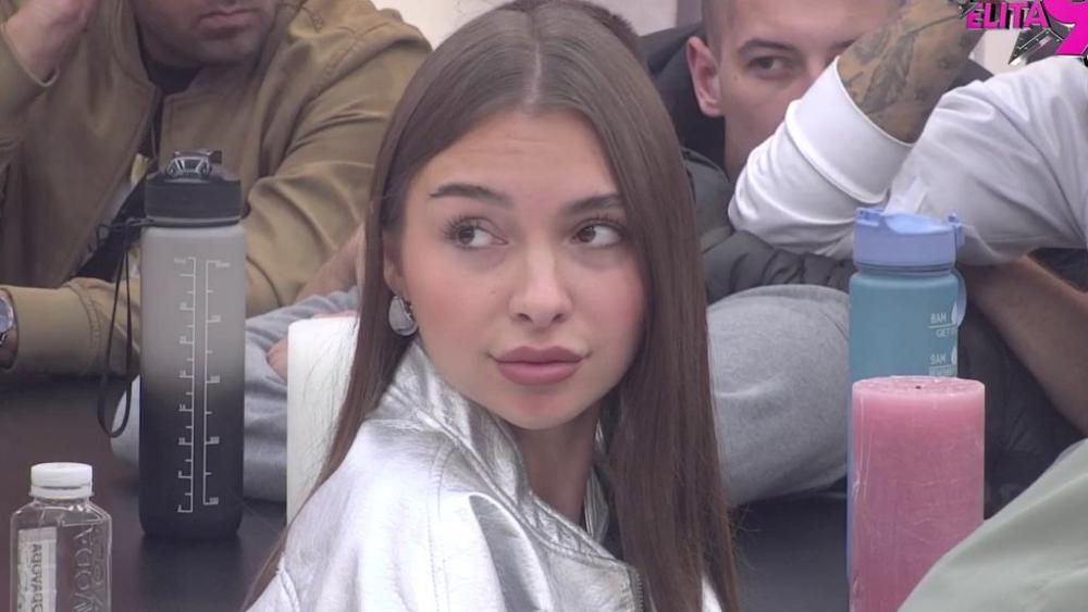 Doživela totalni fijasko! Sara ne vidi kanal u koji je Ivan gurnuo, Anđelo joj otvorio oči da PROGLEDA: Bićeš zatucana! (VIDEO)