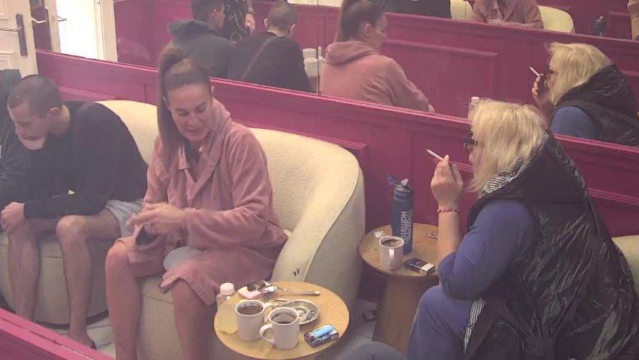 Kačavendi pukao film: Otvorila oči i odmah osula rafalnu paljbu po Miksi Kulić! (VIDEO)