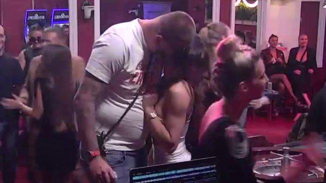 Kačavenda će pozeleneti od muke! Janjuš se vratio na žurku, pa prisno zaplesao sa Dušicom (VIDEO)