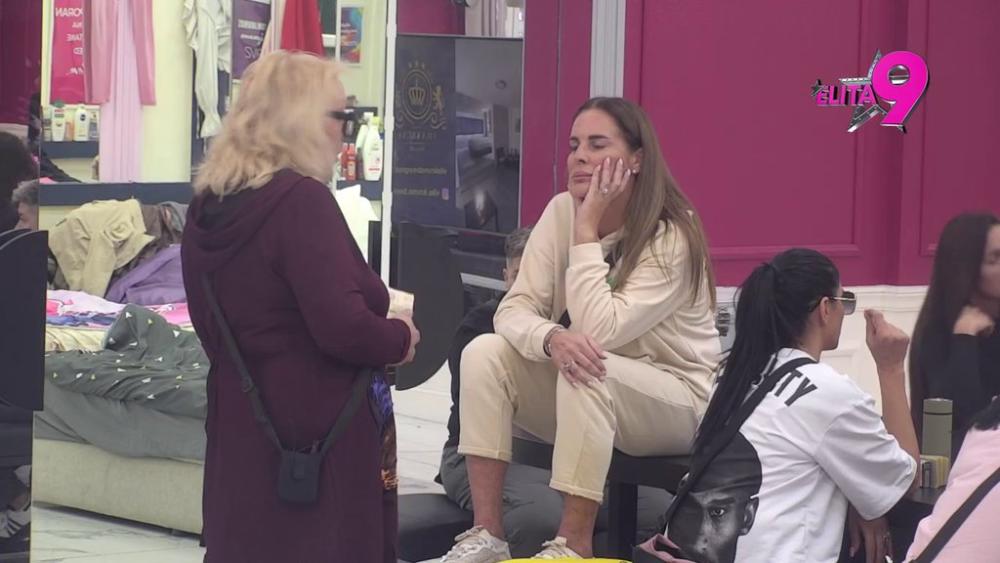 Nisi me zgazila, ali nisam ni ja tebe: Zorica vređalicu ostavila za drugi dan, pa mirnim putem pokušala da sasuje Kačavendi istinu u lice! (VIDEO)