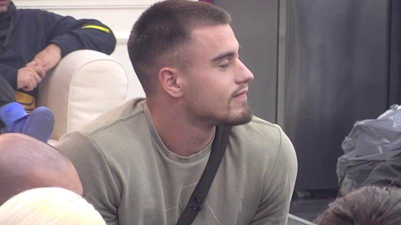 Cvetaju im ruže! Dušica i Viktor ne kriju simpatije, Janjuš otrkićem nasmejao sve (VIDEO)