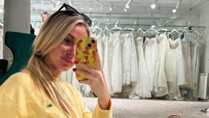 UDAJE SE MILICA VELIČKOVIĆ?! Terzina bivša u potrazi za venčanicom? Isplivale fotografije, ljudi gledaju i NE VERUJU (FOTO)