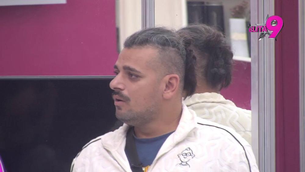 VEČERAS MILICU KEMEZ BRIŠE IZ SRCA: Bora Santana odabrao gala odelo za večerašnji RAZVOD PARTI, ostaviće sve bez teksta! (VIDEO)