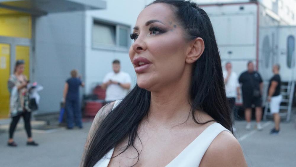 "Potpisala sam ugovor za Elitu " - Sita Ahmić vidno potresena potvrdila: Stiže večeras na male ekrane