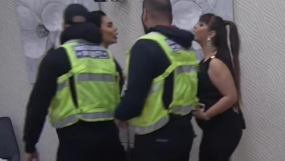 Miljana Kulić i Mina Vrbaški napravile haos, krenule jedna na drugu - obezbeđenje doletelo (VIDEO)