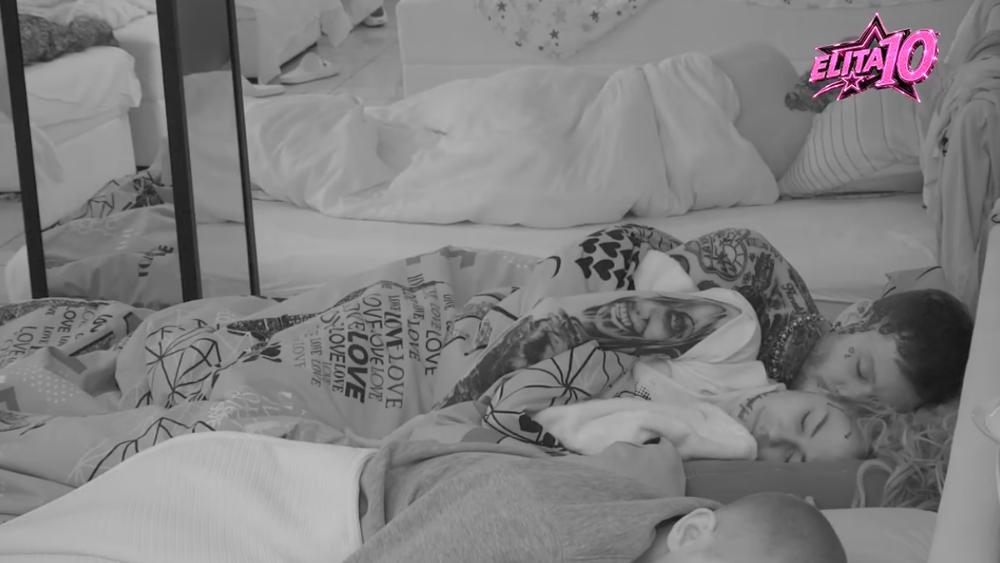 Skandal u Eliti 10, on je bio intiman sa dve devojke u istoj noći