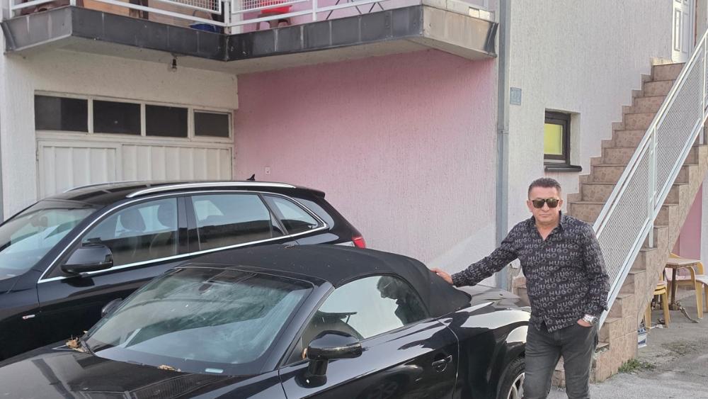 Ušli smo u dom Slađe Poršeline, njen otac najavio ulazak u Elitu 10