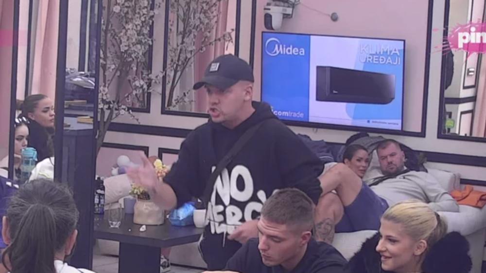 Bela kuća se trese, Dača osuo paljbu po Biljani, stao na Laurinu stranu