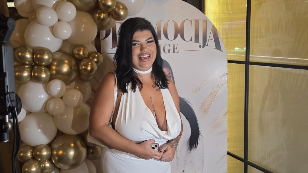 BIVŠA UČESNICA ZADRUGE NAPISALA KNJIGU Sviđa joj se Terza, otkrila: "Želim da Aneli izbaci knjigu"