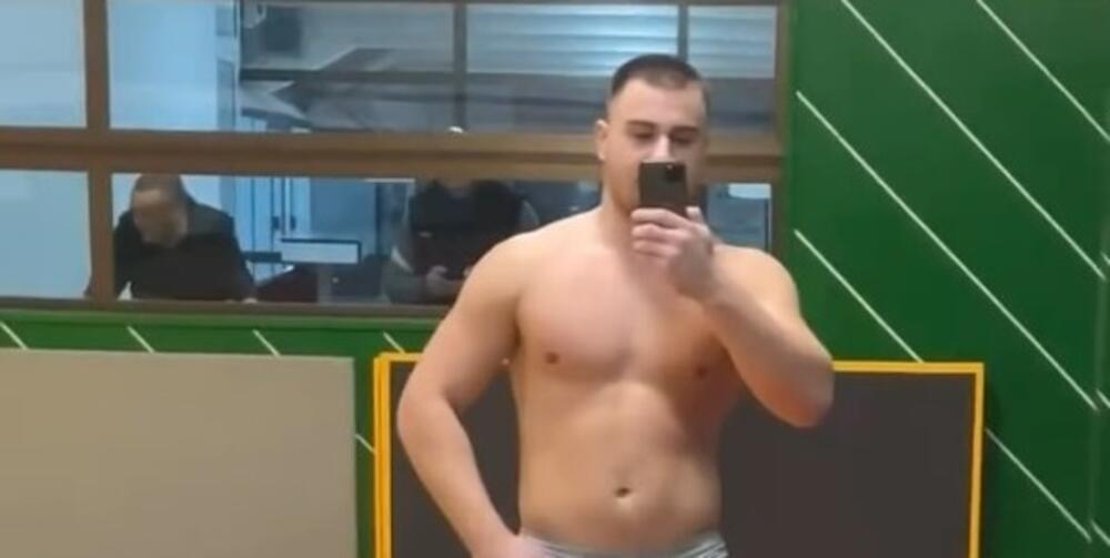 SKINUO SE BIVŠI UČESNIK ELITE: Viktor izreklamirao svoj PONOS! FOTO