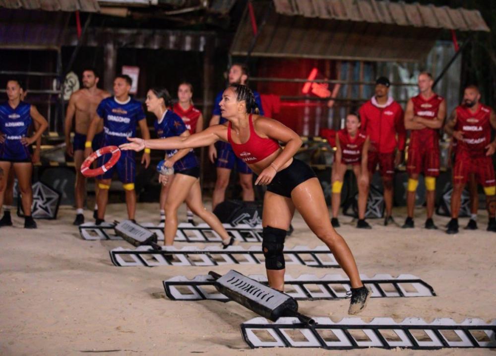 Plavi tim dobija pojačanje! Crveni se plaše svoje takmičarke: Šok scene u Exatlonu (VIDEO)