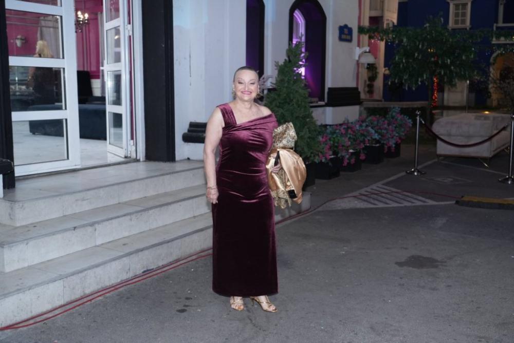 "Sveta Petko, moli Boga za nas": Pevačica se bori sa opakom bolešću - Spas potražila u veri i molitvi