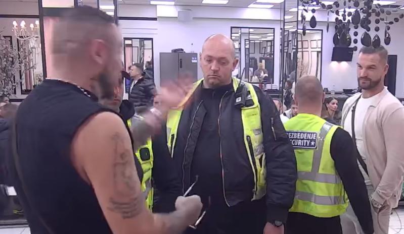 "NEMOJ DA TI TATA OPET LAŽIRA SMRT" Osmakčić udario na Cara, orila se Elita a obezbeđenje na nogama: Milan Milošević van sebe: Sad ću da napustim emisiju
