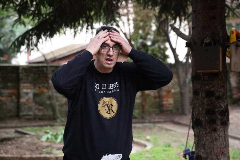 PRVO OGLAŠAVANJE KRISTIJANA GOLUBOVIĆA NAKON STRAVIČNIH OPTUŽBI ZA PREBIJANJE ŽENE: Postavio jezivu fotografiju, pa poručio: "Ne možete da iskunete..."