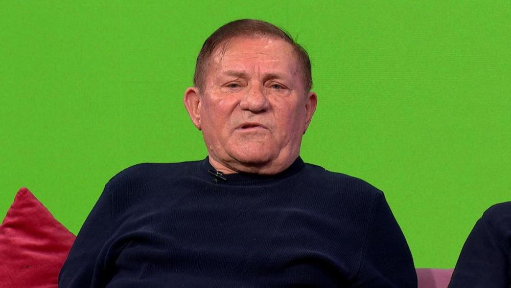 "RODITELJI MI SE NIKADA NISU OBRADOVALI" Miloš Bojanić plakao kao kiša i otkrio istinu o svom životu: Ja sam jedno seljačko dete...