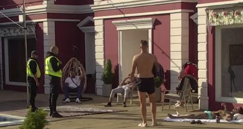 PRAVA MUŠKA PLJUVAČINU U ELITI 10! Sukobili se dva ozbiljna momka, obezbeđenje uletelo