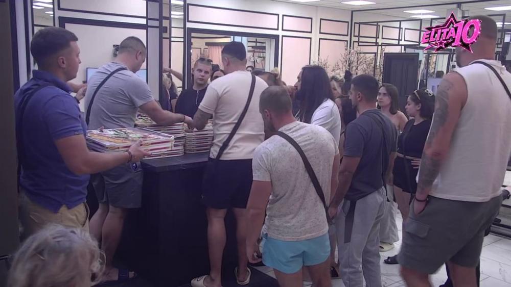 Bogata nagrada Velikog šefa: Na adresu Bele kuće stiglo iznenađenje! (VIDEO)