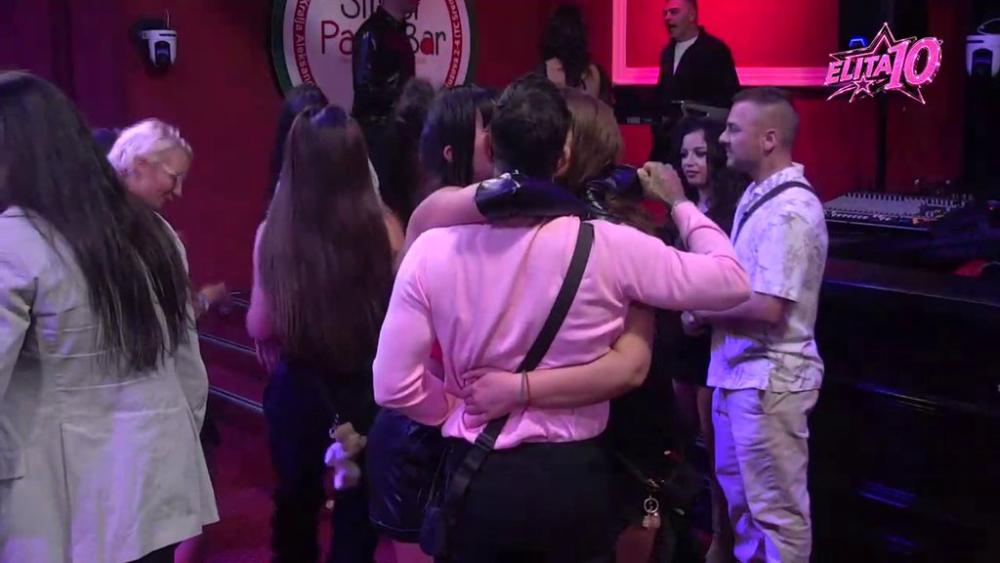 Koktel ljubavi: Laura izljubomorisala Đukiću zbog poljupca sa Miljanom Kulić, pa on rešio da ih izljubi u isto vreme! (VIDEO)