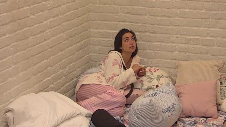 PALO SUOČAVANJE! Glorija u facu sasula Lauri sta joj je zamerila, pa zaključila: Završila sam s tobom, takve stvari se ne govore prijateljici (VIDEO)