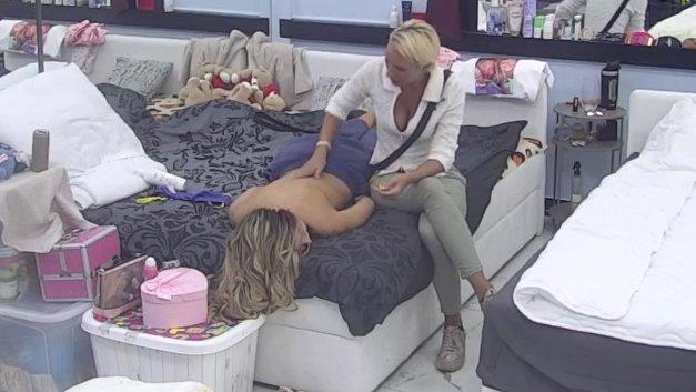 Miljanine sumnje se obistinjuju?! Jasenka dočekala svojih pet minuta, pa s apetitom izmasirala Aneli Ahmić (VIDEO)