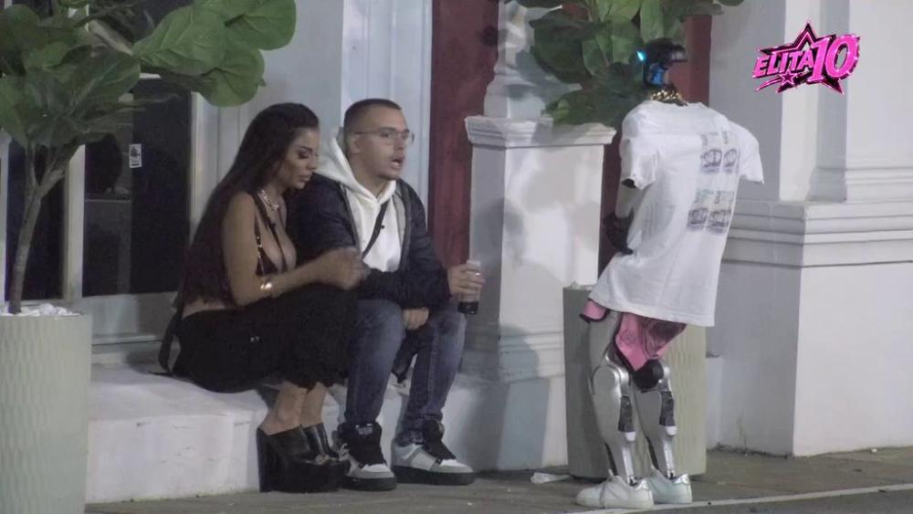 Usledila prava drama! Dača pokušao da se izjada Toši o sukobu sa Aneli i Carem, pa mu Janjuš i Ivan prekinuli misiju (VIDEO)