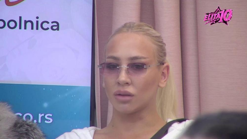 Trebalo je da odbrani svoj odnos: Učesnici žestoko isktirikovali Gloriju zbog bliskosti sa Terzom, ona ne vidi problem (VIDEO)