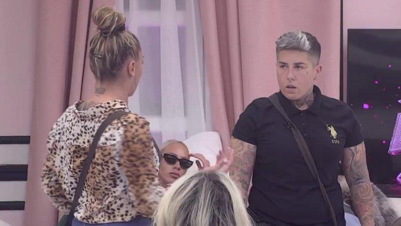 Crni sto na nogama! Matora žestoko zaratila sa Biljanom, učesnici je stavili na stub srama (VIDEO)