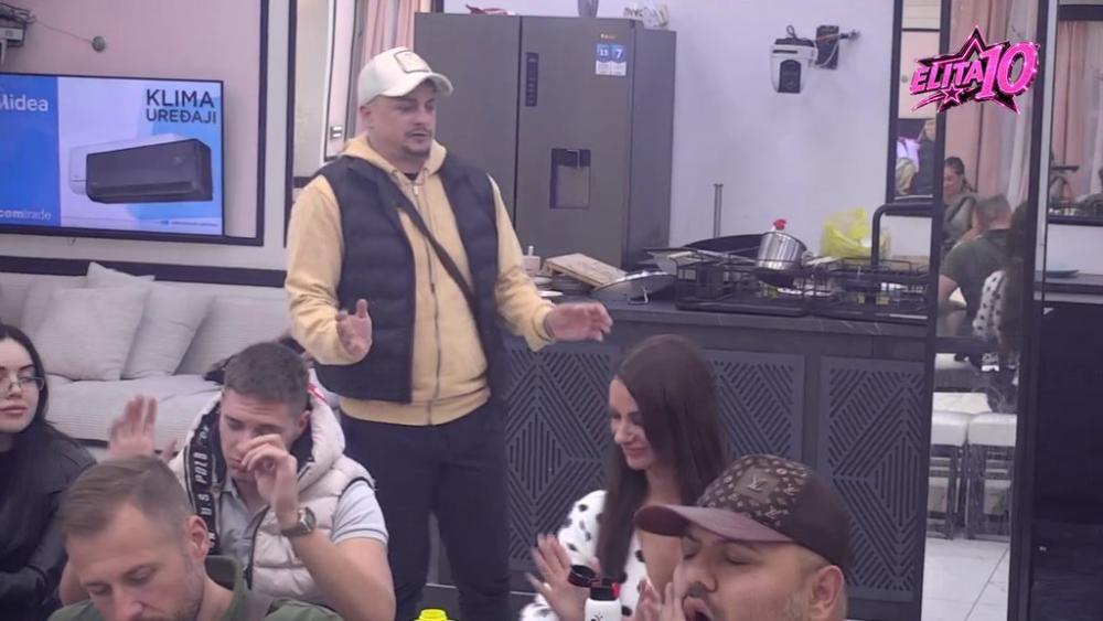 Mi ćemo to da popijemo: Terza zahteva da Glorijin verenički prsten završi u zalagaonici! (VIDEO)