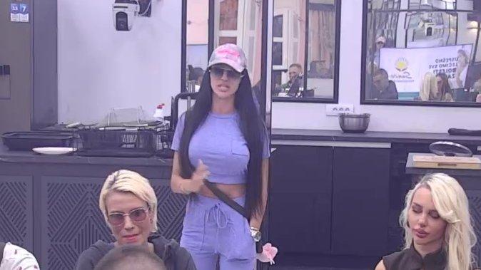 Trese se sve! Poršelina iznela šok tvrdnje: Zvala si me na splav sa osam muškaraca! Miljana i Marko ratuju do istrebljenja (VIDEO)
