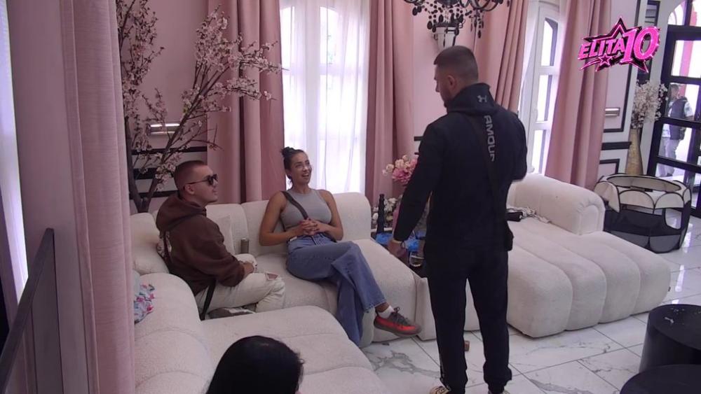Ovo nije očekivala: Marko saopštio Lauri da će pre nje popiti kafu sa Miljanom, on promenio boje poput semafora! (VIDEO)