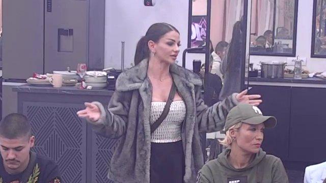 Slađa Krnjajić odlučna da Glorija ne može da joj parira: Terza je sebe ponizio, ja sam sebi najbolja (VIDEO)