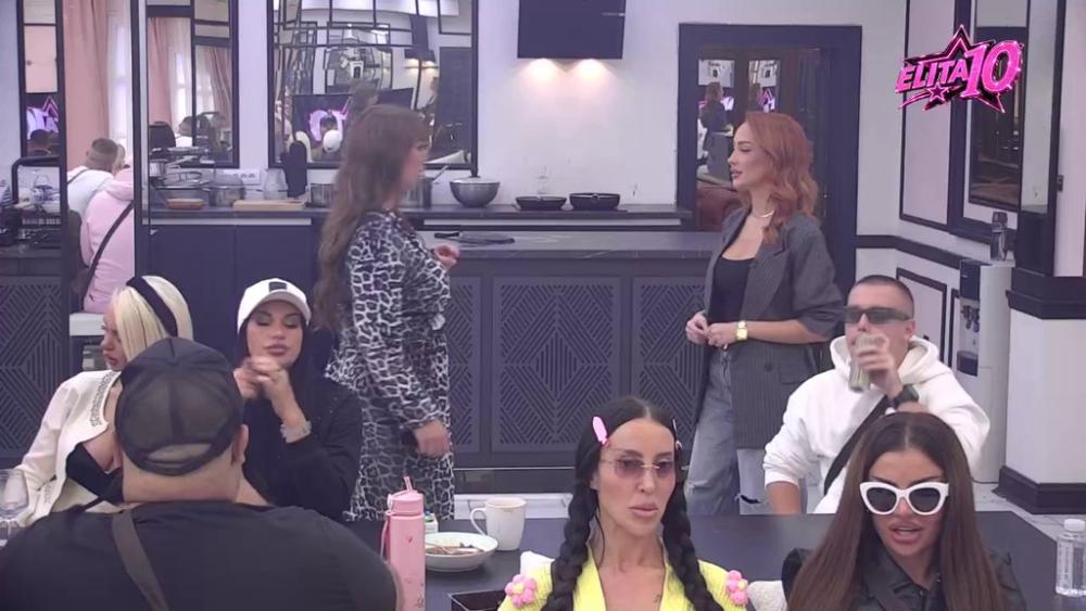 Kad bi Dalila ušla, za dva dana bi raskinuo sa Aneli: Miljana uverena da Car ni upola nije zaljubljen u Ahmićku kao u Dragojevićku (VIDEO)