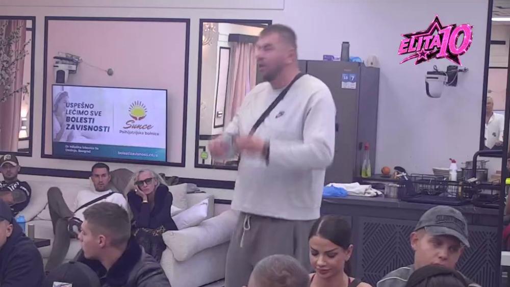 Bili su... Janjušu pukao film i obelodanio šta se desilo između Mateje i Sandre u spornoj noći! (VIDEO)