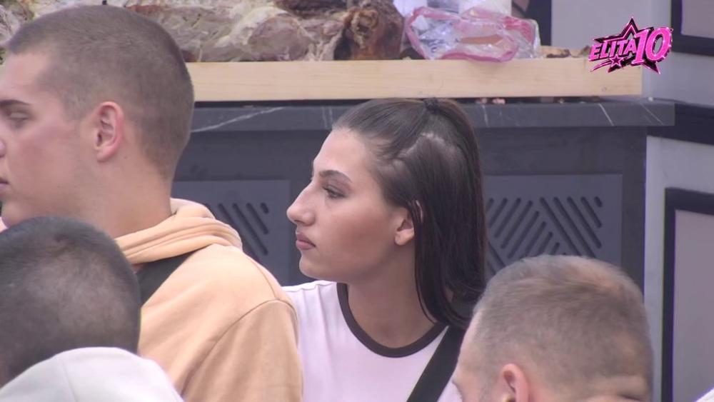 Ovde perspektive nema: Miljana i Đukić se našli na meti žestokih komentara, ona otkrila da još nisu otišli korak dalje (VIDEO)