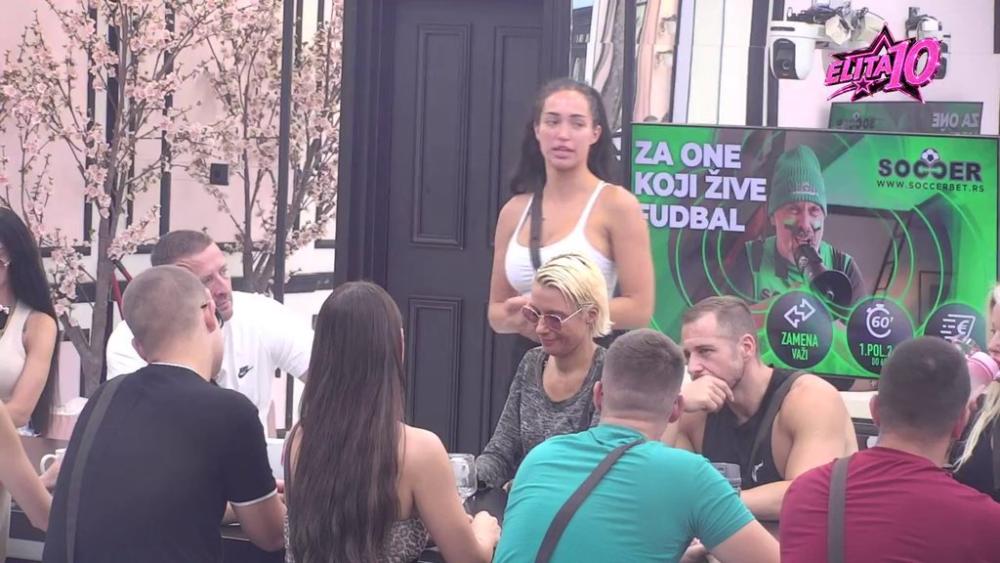 Nisi domaćica kakvom si se predstavljala: Đukić ne krije koliko ga je Aneli razočarala, pa Laura osula paljbu po cimerima! (VIDEO)