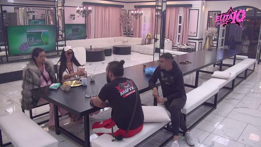 Pljušte uvrede na sve strane: Laura i Đole uputili jedno drugom žestoke uvrede, zaboravili na prijateljstvo (VIDEO)