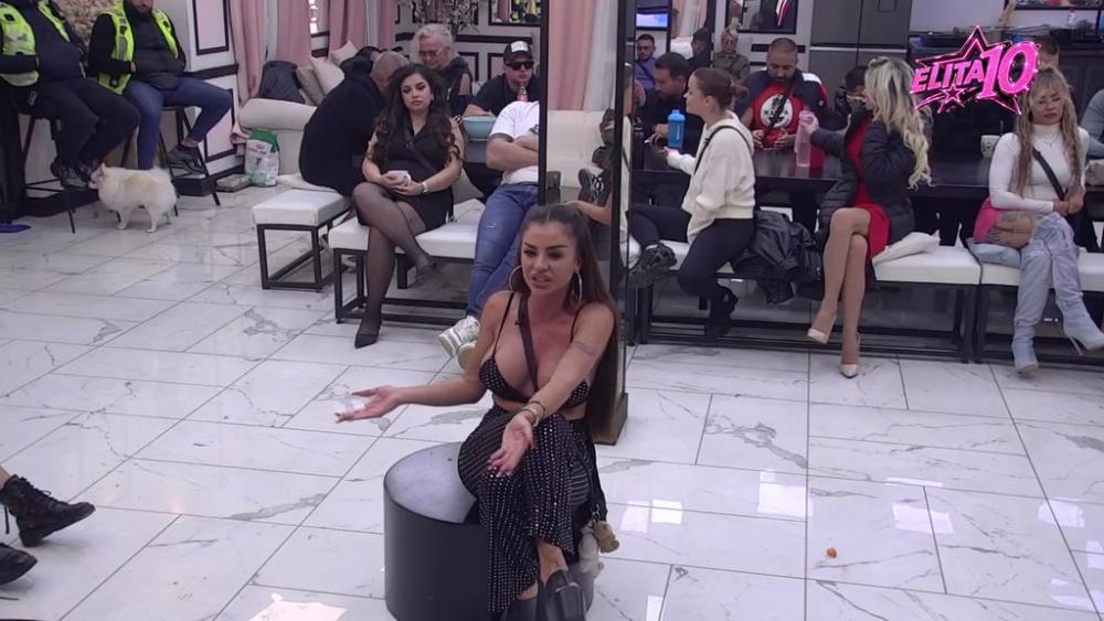Svaljuje krivicu na druge i kada je kriv: Sanja na ivici suza progovorila o odnosu sa Markom, istakla da je satkan od mana, pa priznala da je nije dostojan! (VIDEO)