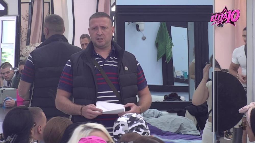 Prvo da se izvinim ŽENAMA! Tošić povukao ručnu, a onda odlučio ko ove nedelje ide u Odabrane (VIDEO)