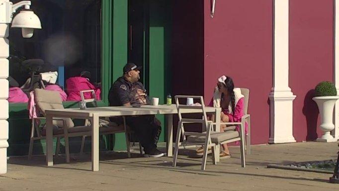 I ja se ubijem, pa kad mi Terza kaže... Slađa moralna gromadolina na finjaka isprozivala drugaricu Lauru! (VIDEO)