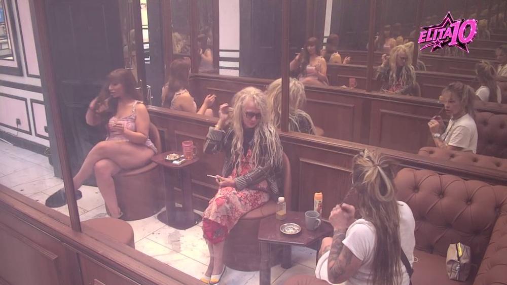 Prva kafa posle buđenja i samo svoje misli! Pogledajte šta je Miljana radila dok je slušala Karleušine pesme (VIDEO)