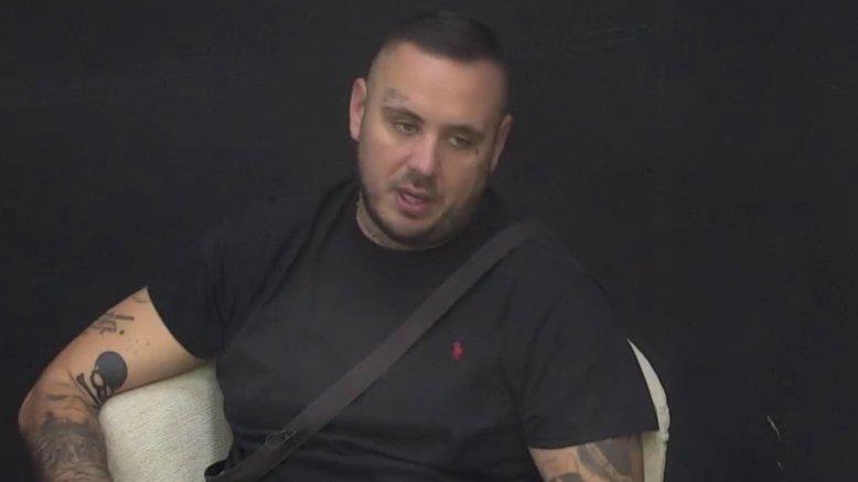 Ko ovu dramu režira?! Aneli ozvaničila vezu s Carem, on je demantovao, pa priznao: Blam me je što sam se zaljubio, svih repova koje imam... (VIDEO)