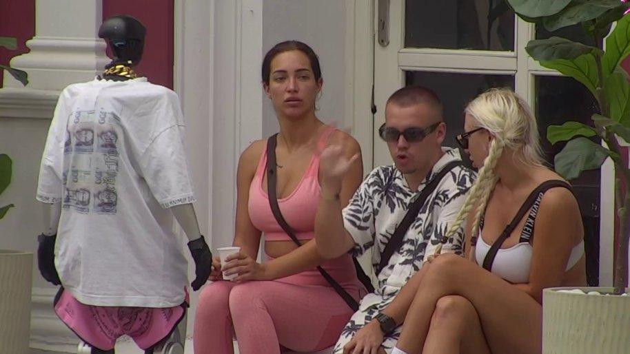 Došao do novog zaključka: Dača tvrdi da bi Car ohladio Aneli da mu Anđela da zeleneno svetlo, misli i da Đukić očajnički priželjkuje pomirenje sa Ahmićevom (VIDEO)