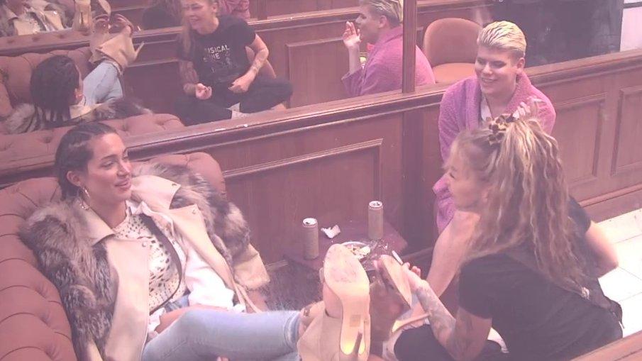 Laura bacila oko na Osmakčića?! Otkrila cimerima da joj je zgodan, kako će na ovo reagovati njena drugarica (VIDEO)