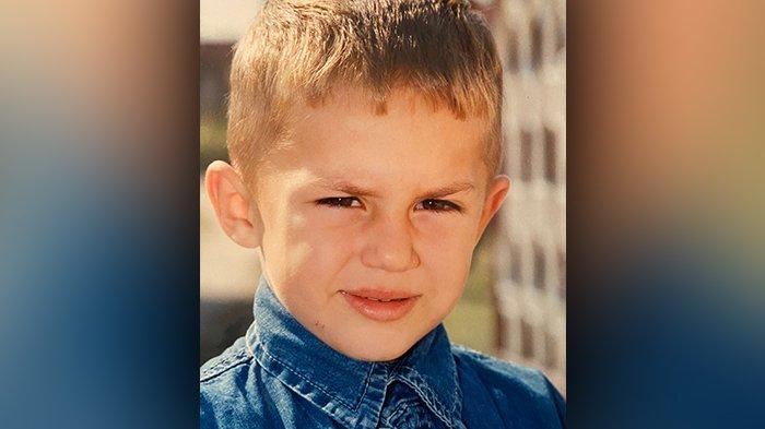 DA LI PREPOZNAJETE UČESNIKA ELITE 10?! Devojka ga posle raskida optužuje da je TUKAO, a sviđala mu se OVA atraktivna Crnogorka (FOTO)