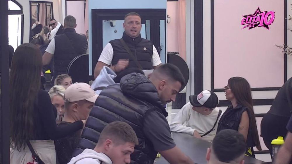 Važno obaveštenje! Veliki šef javio učesnicima da je OTVORENA ZALAGAONICA, oni izleteli kao furije iz Bele kuće! (VIDEO)