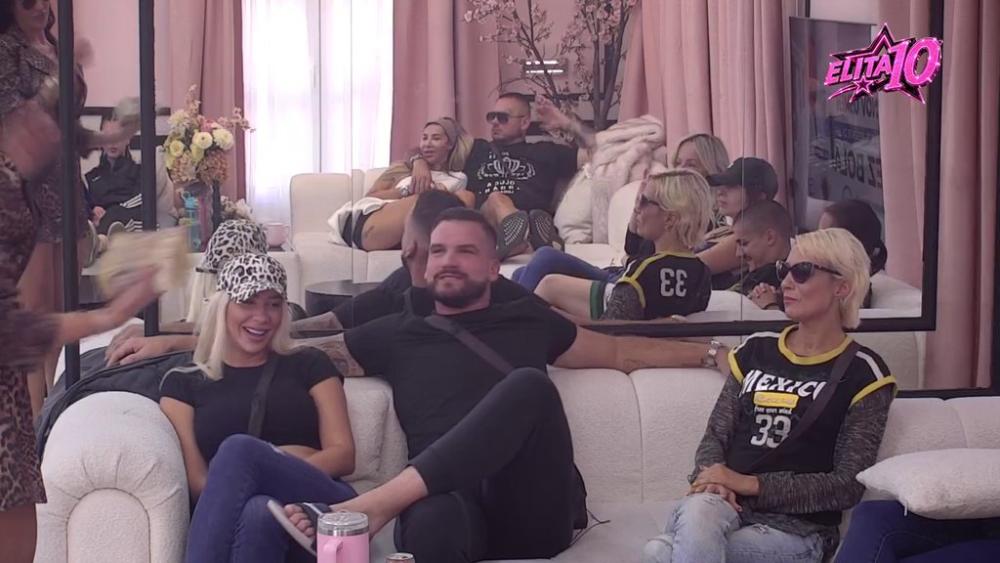 Lep si ko ikona! Poršelina vinula u nebesa Osmakčića, pa Đukiću dala vetar u leđa: Svi bi oni da mogu, ali ne mogu (VIDEO)