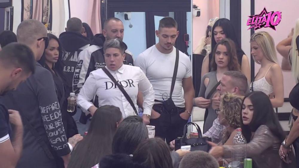 Vreme je za zabavu! Upravo počinje žurka u Eliti 10! Veliki šef poslao važno pismo na adresu Bele kuće! (VIDEO)
