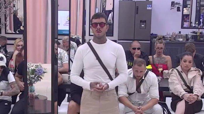 Presmešno mi je da slušam ovo: Đukić šokiran Anelinim izlaganjem o njihovom odnosu, otkrio zbog čega nije simpatisao Noru u Dubrovniku! (VIDEO)