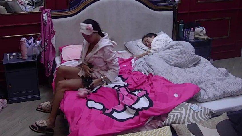 Pidžama parti u hotelu: Poršelina uvija kukovima čim otvori oči, Lauri ipak prvo treba kafa (VIDEO)