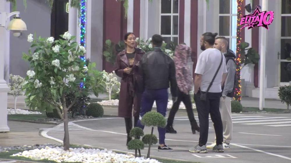 Smeškaš se na pohvale svoje bivše: Laura pokušava da raščisti odnos sa Đukićem, on tera po svome! (VIDEO)